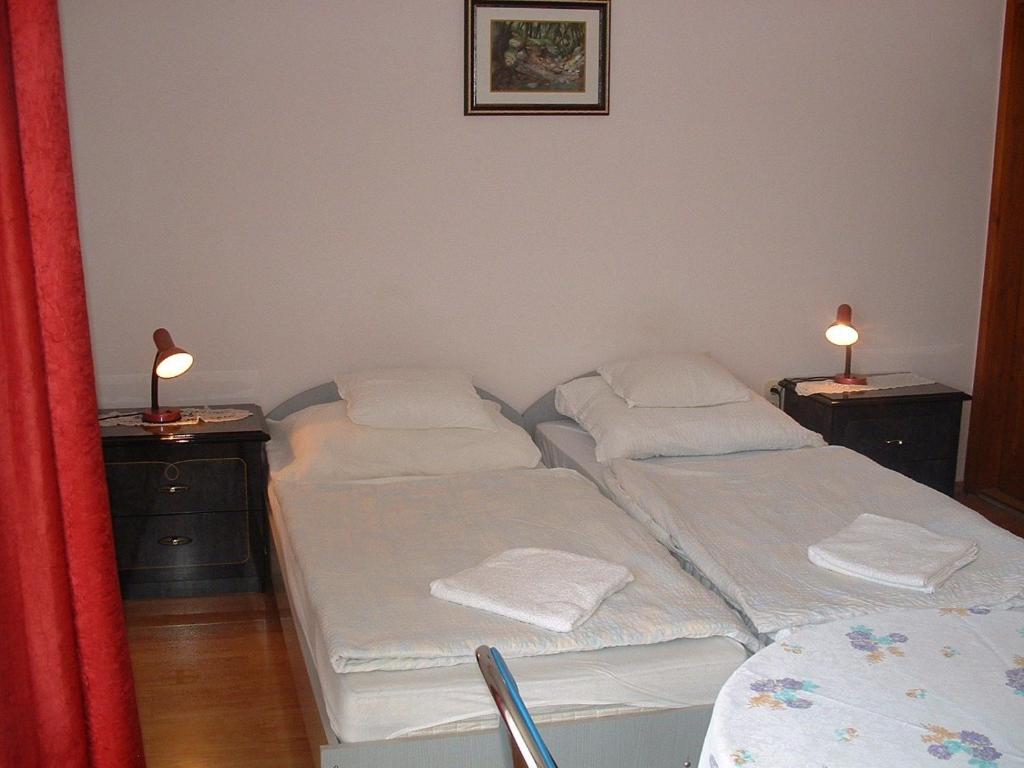 Apartmanház Cédrus 8. Zalakaros Quarto foto